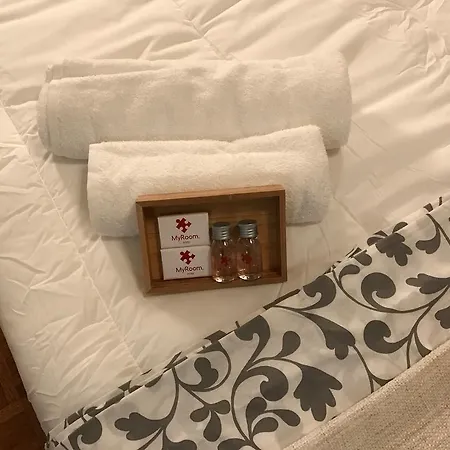 別荘 Myroom Station In Town 2 ベルガモ