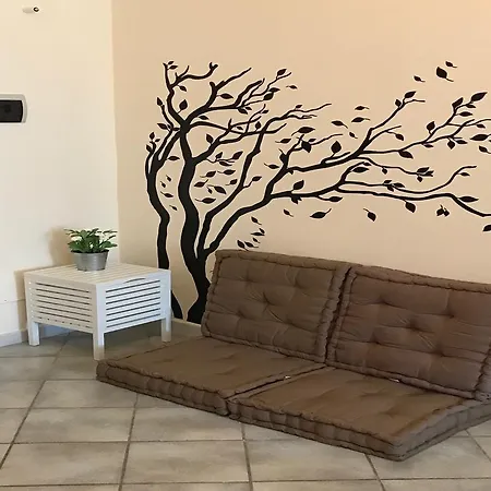 Myroom Station In Town 2